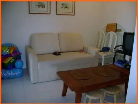 Departamento en Alquiler con 1 cochera