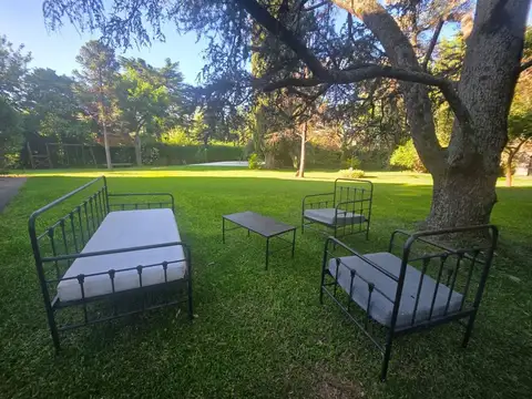 Casa en Venta en Barrio Parque Leloir, USD 395.000