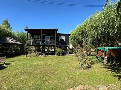 Primera sección de las Islas del Paraná, Tigre, Buenos Aires, designado según su plano: Cuarenta y cinco de la manzana cinco. 100