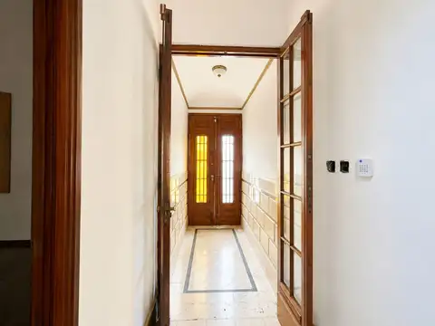 Local en Alquiler en Parque Chacabuco, $ 4.000.000