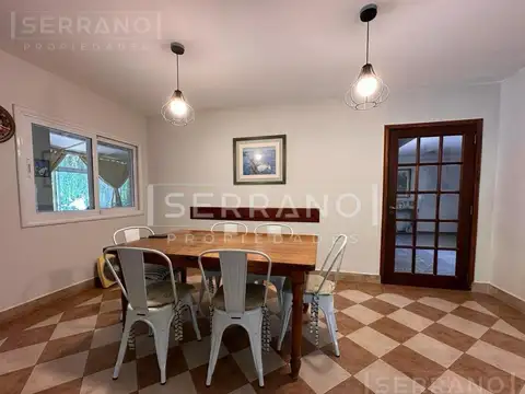 Casa 4 ambientes con 4 baños