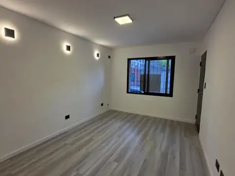 Depto Tipo Casa en Venta en Quilmes, USD 92.000