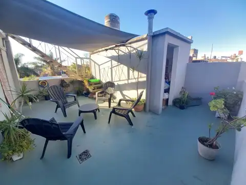 Depto Tipo Casa en Venta de 4 ambientes