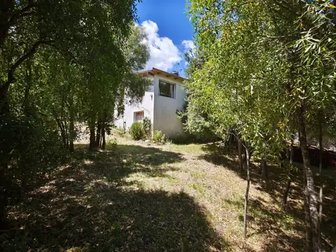 Casa en Venta con 4 cocheras