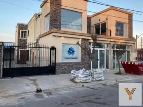 Edificio Comercial en venta - 11 Oficinas 5 Baños - General Rodríguez