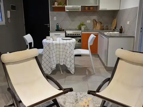 Depto Tipo Casa en Alquiler de 3 ambientes