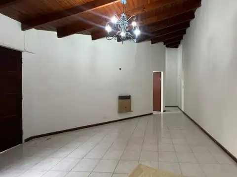 Alquiler Temporario Departamento 5 ambientes sin muebles en Villa Urquiza Disponible