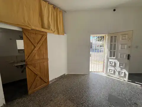 Departamento en Alquiler en Tablada, $ 350.000