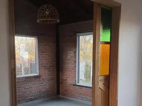 Casa 3 ambientes con 1 baño