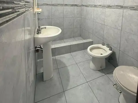 Venta PH Monoambiente Renovado Lomas del Mirador