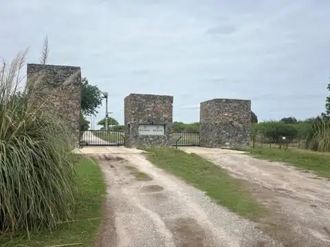 SE VENDE LOTE DE 2345 MTS EN RUCALHUE-LAS BAJADAS