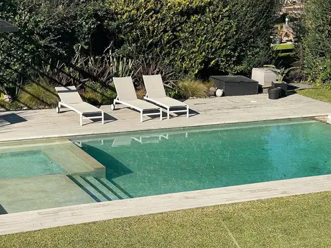 Casa en Venta 5 Ambientes en Ayres de Pilar