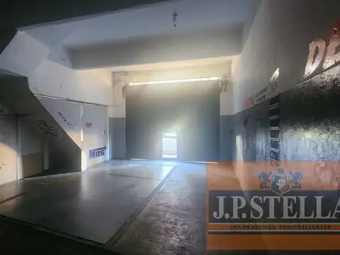 Local en Alquiler en Lomas del Mirador, USD 1.000