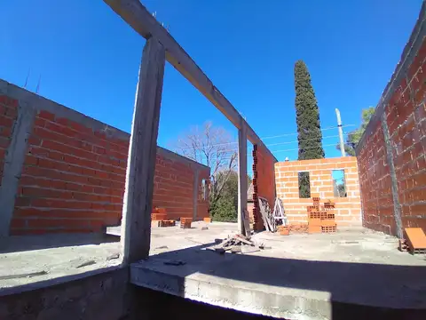 Casa en Venta en Los Robles del Monarca, USD 70.000