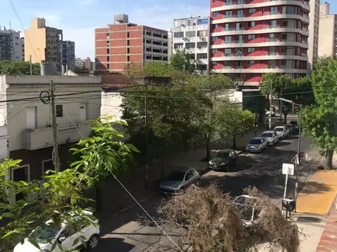 46  e/ 14 y 15 , Piso 2