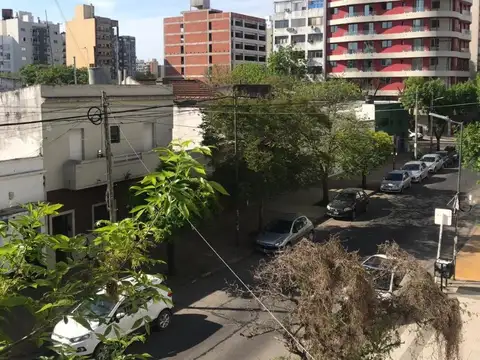 46  e/ 14 y 15 , Piso 2