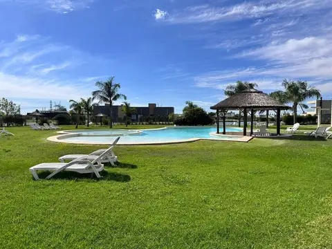 Terreno en Venta de 869,0 m2