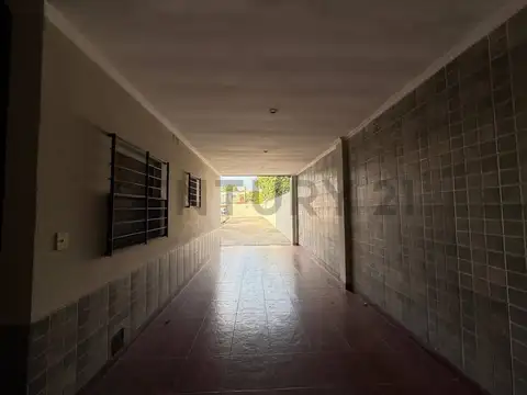 Avenida del Libertador 400, Piso 1