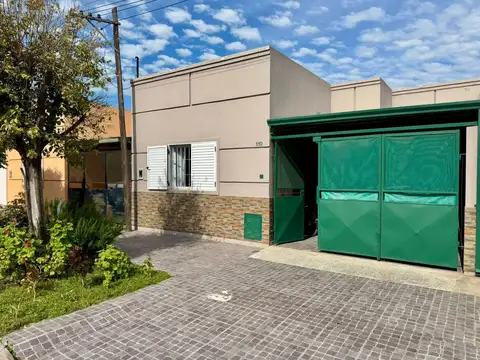 Casa en venta - 2 Dormitorios 1 Baño - Chivilcoy