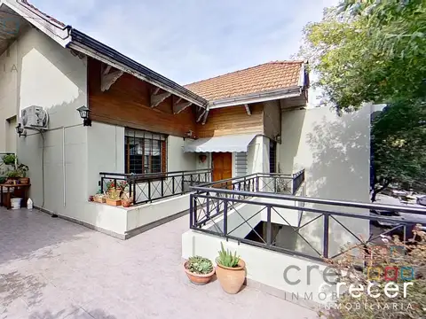 PH 4 ambientes con cochera   dependencia y terraza propia sin expensas  177m2 totales Colegiales