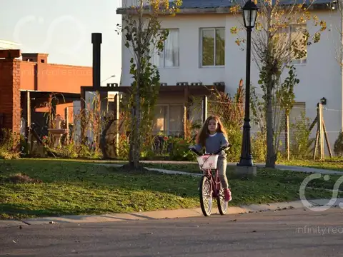 Casa en Venta en Pilar Del Este, USD 77.900