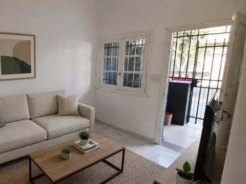 Depto Tipo Casa en Alquiler en San Justo, $ 600.000