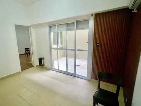 Oficina 2 ambientes con patio y toilette en ALQUILER en San Fernando centro