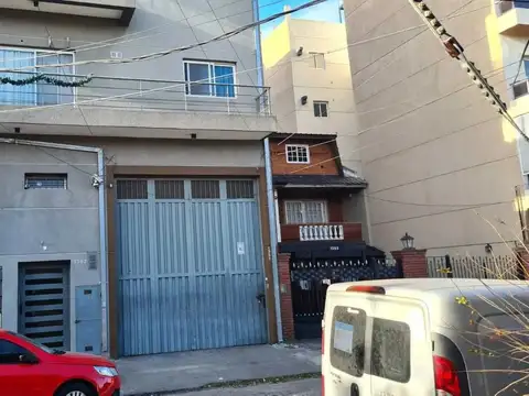 Viacava 1300 , Piso 3