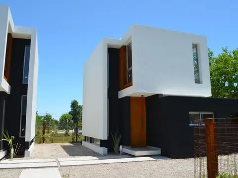 Depto Tipo Casa 4 ambientes con 1 baño