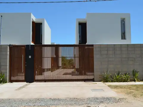 Depto Tipo Casa en Venta de 4 ambientes