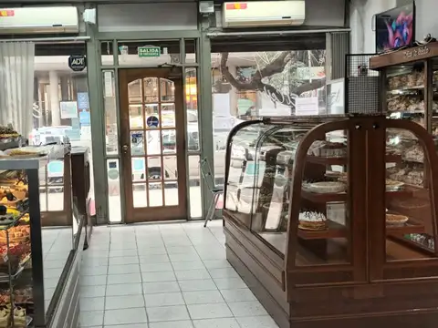 Avenida Directorio 500