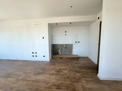 Italia y Wheelwright, Italia 100 BIS - Torre Cardon