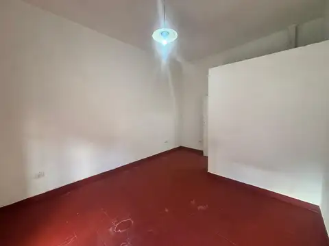 Local en Alquiler en Lanús Oeste, $ 300.000