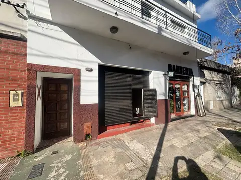 RESERVADOI! 1 Locales IDEAL p/EMPRENDER, en zona de escuelas y cerca avenidas