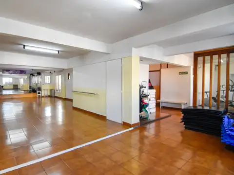 PH en Block con gran potencial – Av. Independencia y Roca