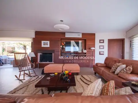 Casa en Venta en Playa Mansa, USD 1.100.000