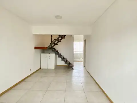 Departamento en Alquiler en Nuestra Señora De Lourdes, $ 700.000
