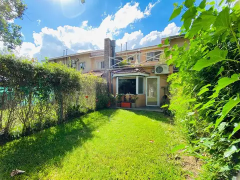 Depto Tipo Casa en Venta de 3 ambientes