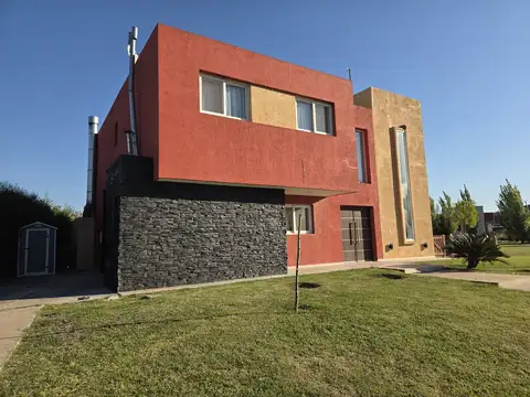 Casa en Venta de 5 dormitorios