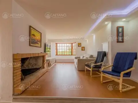 Casa en Venta de 5 dormitorios