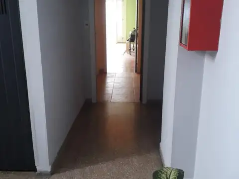 Departamento 5 ambientes con 2 baños
