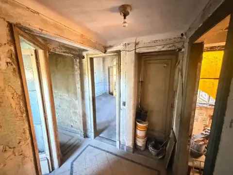 Depto Tipo Casa en Venta 116 años
