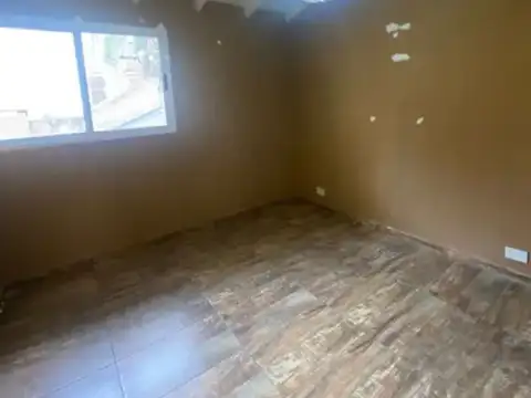 Oficina 2 ambientes con 1 baño