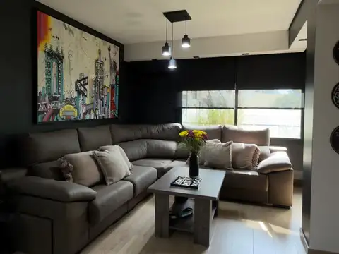 Departamento en Venta con 2 cocheras