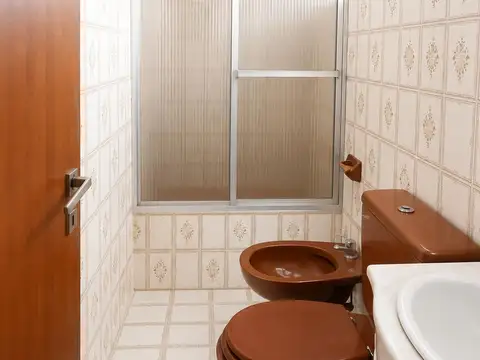 Sarandí 700, Piso 10