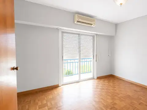 Departamento en Venta en Balvanera, USD 90.000
