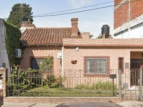 Casa en Venta - Luis Guillón