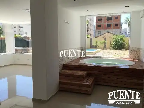 Departamento en Alquiler de Monoambiente