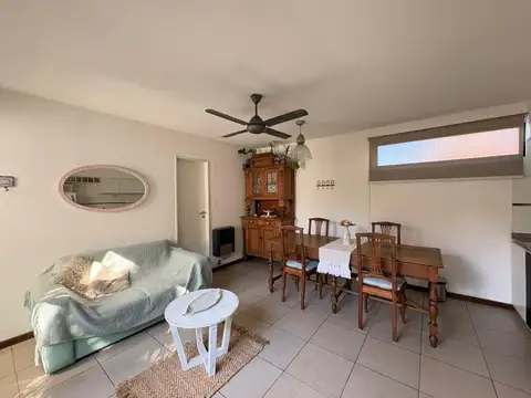 Casa 5 ambientes con 1 baño