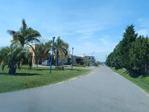 Oportunidad lote en esquina laguna azul